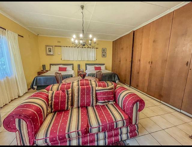 10 BEDROOM HOUSE FOR SALE IN PANORAMA